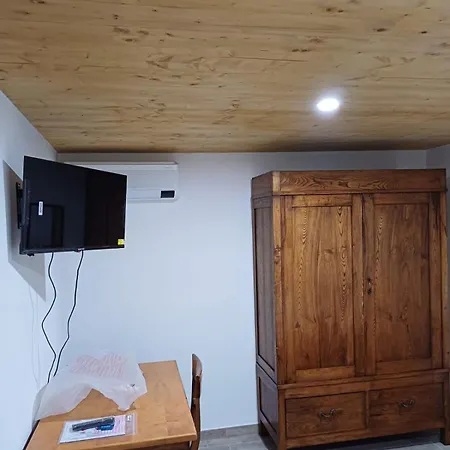 Il Giardino Di Plinio Bed and Breakfast *